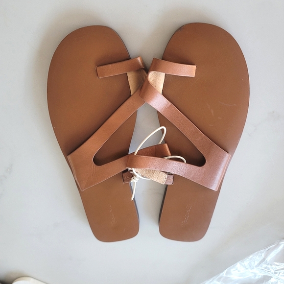 NEW MADEWELL The Gabi Asymmetric-Strap Leather Sandal size 9 1/2 - Picture 13 of 14